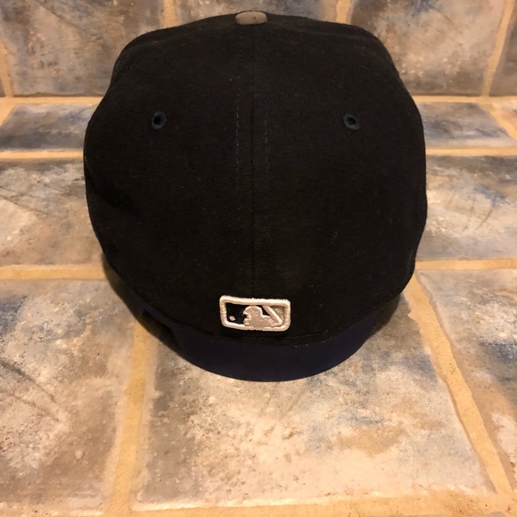 New York Yankees new era fitted hat size 7 - Picture 3 of 6